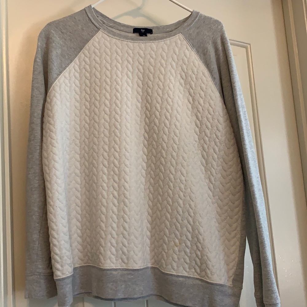 Gap sweatshirt